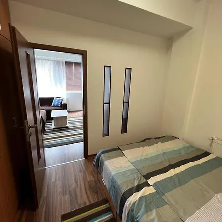 Apartament Modern Ared Uta Arad Exterior photo